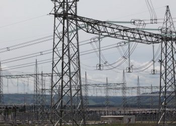 Distribuidoras de energia ganham adiamento de impostos até dezembro
