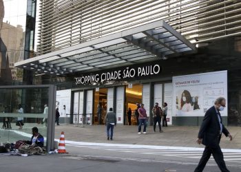 Economia Comércio paulista cria 23,5 mil novos postos de trabalho em julho