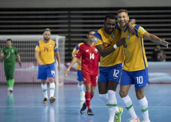 Esportes Brasil encara Japão nas oitavas de final da Copa do Mundo de futsal