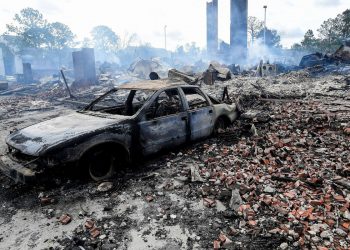 Moradores da Louisiana podem ficar um mês sem energia