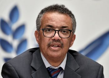 Covid pode ter matado 80 mil a 180 mil profissionais de saúde diz OMS