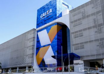 Caixa paga auxílio emergencial a nascidos em março