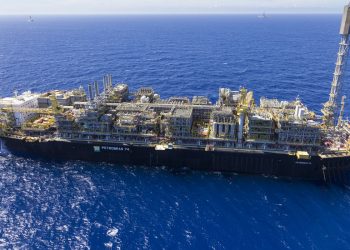 Economia Pré-sal produzirá 8,2 bilhões de barris de petróleo na próxima década