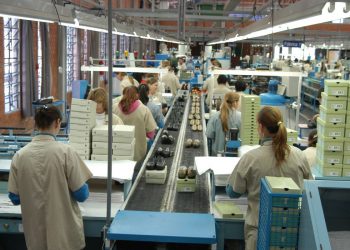 Preços de produtos sobem 2,16% na saída das fábricas em outubro