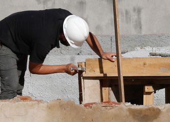Indicador do mercado de trabalho atinge menor nível desde abril
