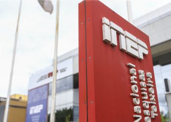 Polícia Federal investiga superfaturamento em licitação do Inep