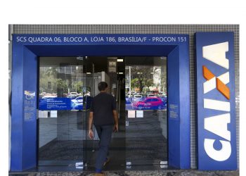 Caixa libera abono salarial para trabalhadores nascidos em outubro