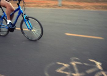 Hábitos saudáveis previnem incontinência urinária, diz especialista