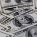 Economia Dólar cai para R$ 4,76 e tem maior queda trimestral desde 2009