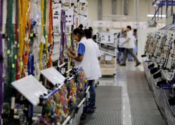 Índice de confiança do empresário industrial avança 1,4 ponto em abril