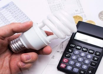 Diminuição da alíquota do ICMS pelo Governo do ES favorece queda do valor da conta de luz em 70 cidades