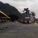 Página inicial Destaque Homem morre atropelado após dormir embaixo de carreta em posto
