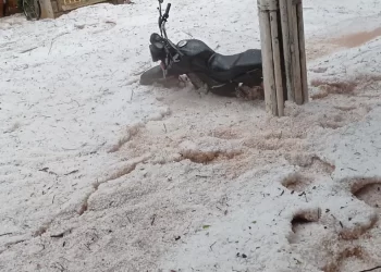 Idoso morre ao ser atingido por muro durante temporal de granizo em MG
