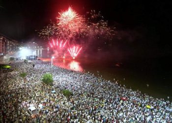 Guarapari: saiba quais praias terão queima de fogos neste Réveillon