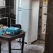 Idoso é achado morto dentro de casa e mensagem ‘tarado morre cedo’ é encontrada em geladeira