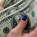 Dólar tem pequena alta no dia seguinte a ato terrorista