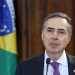 Ministro do STF Luís Roberto Barroso recebe alta hospitalar