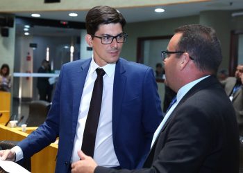 IPVA: deputados Denninho e Mazinho sugerem isenção do imposto para deficientes com veículos até R$ 140 mil