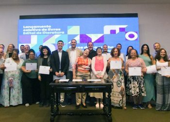 Palácio Anchieta recebe cerimônia de posse do novo Conselho Estadual de Cultura e lançamento coletivo de livros