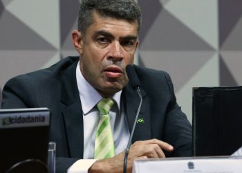 Sargento nega acusações na CPMI e relatora vê movimentação atípica
