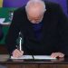 Lula assina medida provisória para taxar fundos de super ricos