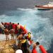 Mais de 11 mil crianças sozinhas atravessaram rota do Mediterrâneo