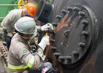 Usina Nuclear Angra 2 faz parada para reabastecimento de combustível