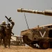 Forças israelenses concentram tanques e abrem fogo perto de Rafah
