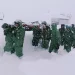 Pelo menos 41 pessoas ficam presas após avalanche no Himalaia indiano