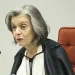 Cármen Lúcia mantém investigação contra Bolsonaro
