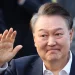 Presidente da Coreia do Sul é solto; julgamento de impeachment segue