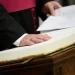 Cardeais entram em reclusão antes do conclave para eleger novo papa