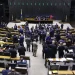 Projeto que aumenta número de deputados para 531 tem urgência aprovada