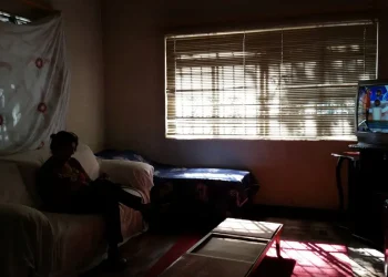 Câmara aumenta pena para crimes contra idosos; texto segue para sanção