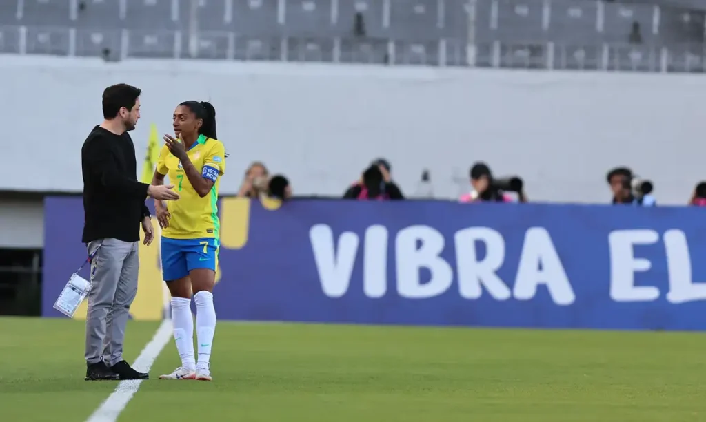 Lívia Villas Boas/CBF