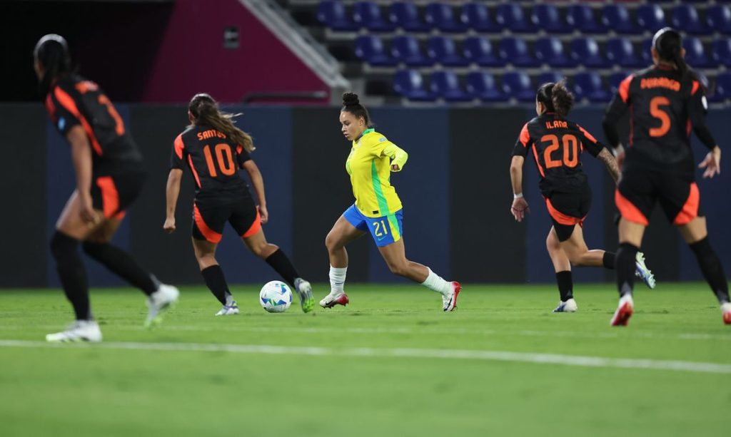 Lívia Villas Boas/CBF