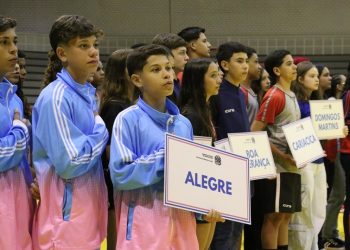 Cerimônia de abertura marca o início da etapa final estadual infantil dos Jogos Escolares