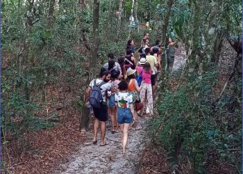 Parque Estadual de Itaúnas promove turismo consciente e trilha guiada em parceria com o FENFIT