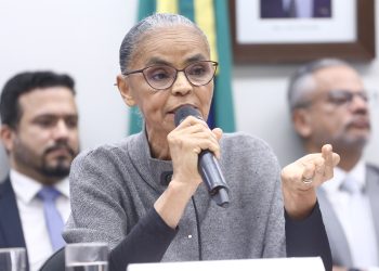 Marina Silva é novamente atacada por deputados e diz ter sido “terrivelmente agredida”