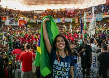 UNE vai puxar mobilização pela soberania e contra o extremismo