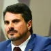 Moraes retira tornozeleira eletrônica de Marcos do Val após senador pedir licença do mandato