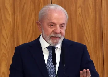 Lula e chanceler alemão conversam e reafirmam cooperação ambiental