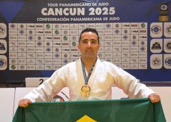 Judoca capixaba conquista Pan-Americano de Veteranos no México