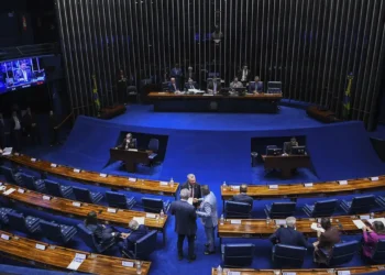 Congresso aprova isenção do IR por tempo indeterminado