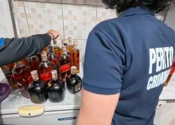 País tem 32 casos confirmados de intoxicação por metanol