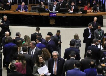 Câmara aprova projeto que tipifica o crime de domínio de cidades