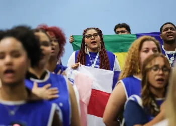 Em conferência, jovens debatem propostas para levar à COP30