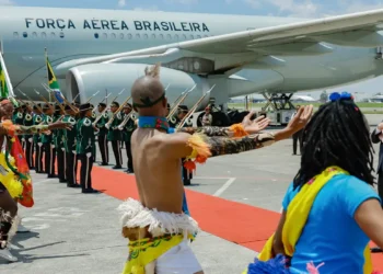 Lula desembarca na África do Sul para participar da Cúpula do G20