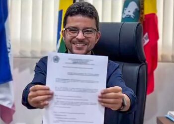 Prefeito de Ponto Belo envia projeto para conceder abono natalino de R$ 500 a servidores municipais
