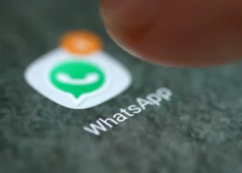 Brasileiro está falando menos de política no WhatsApp, mostra estudo